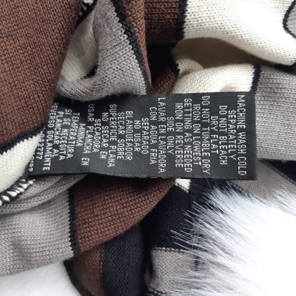 Knit dress, vertical stripe, low back - Picture 6 of 7